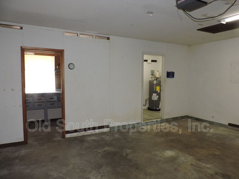 Northeast convenience! property image