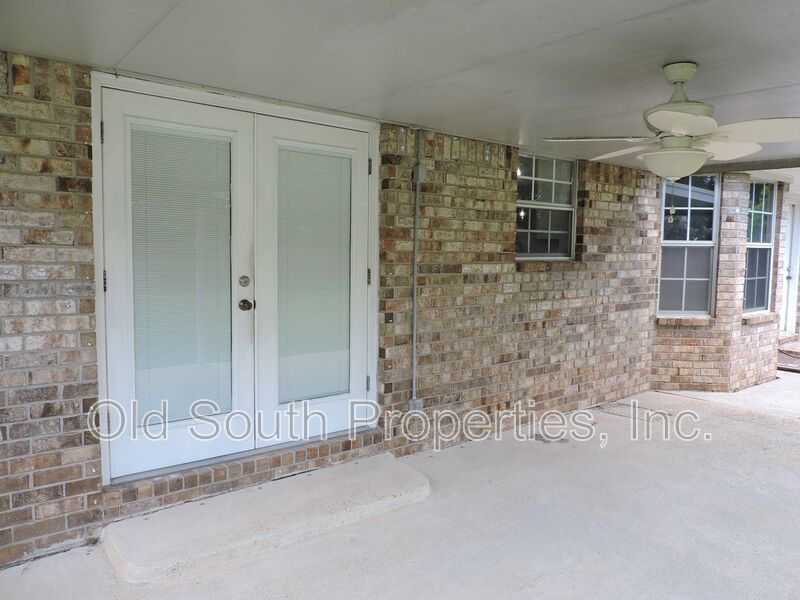 Northeast convenience! property image