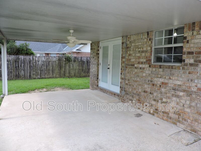 Northeast convenience! property image