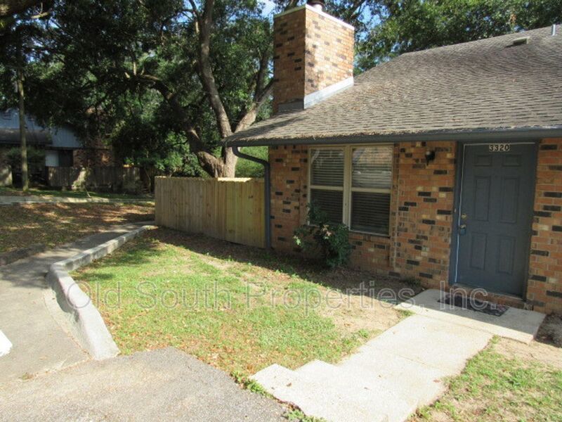Convenient to Navy Federal & Pine Forest/Nine Mile Road area! property image