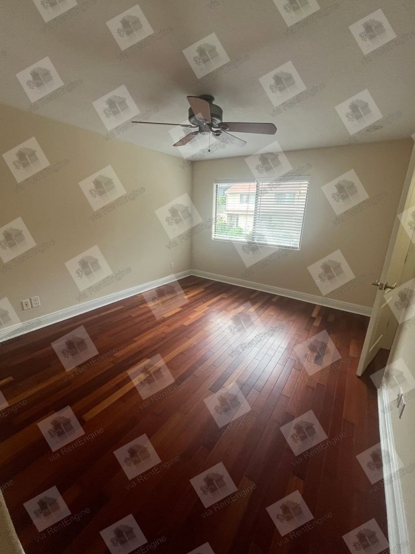Beautiful Northeast Townhome! property image