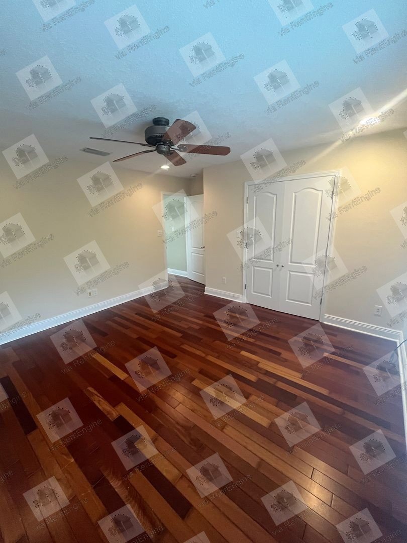 Beautiful Northeast Townhome! property image