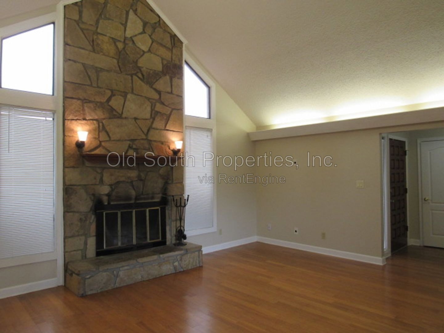Easy access to interstate, bases & shopping! property image