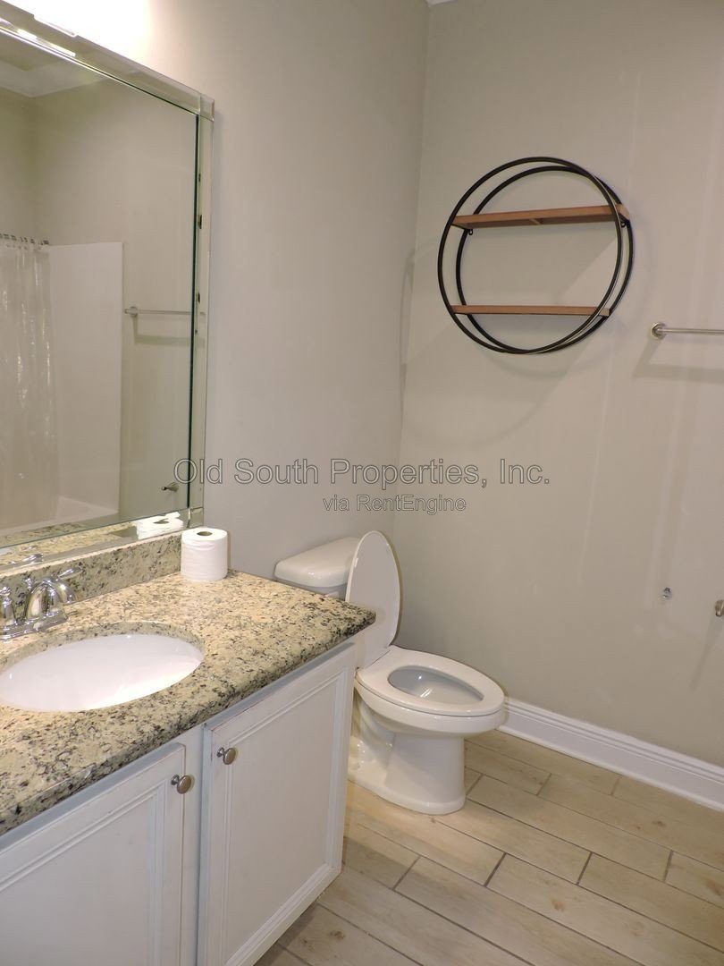 Gated community in Pace! property image
