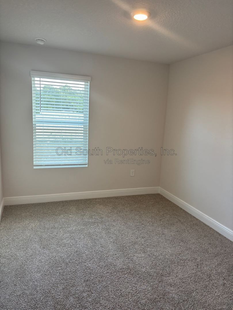Charming 3-Bedroom, 2.5-Bath Townhome – Modern & Convenient Living! property image
