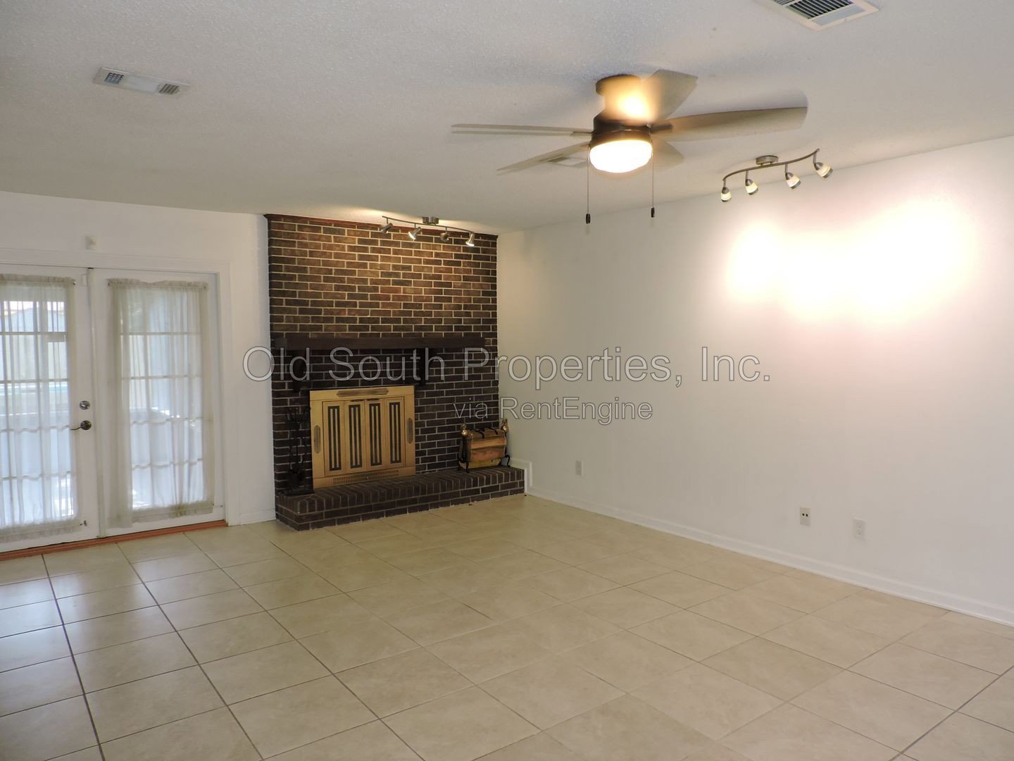 Centrally located! property image