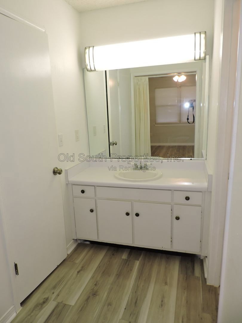 Centrally located! property image