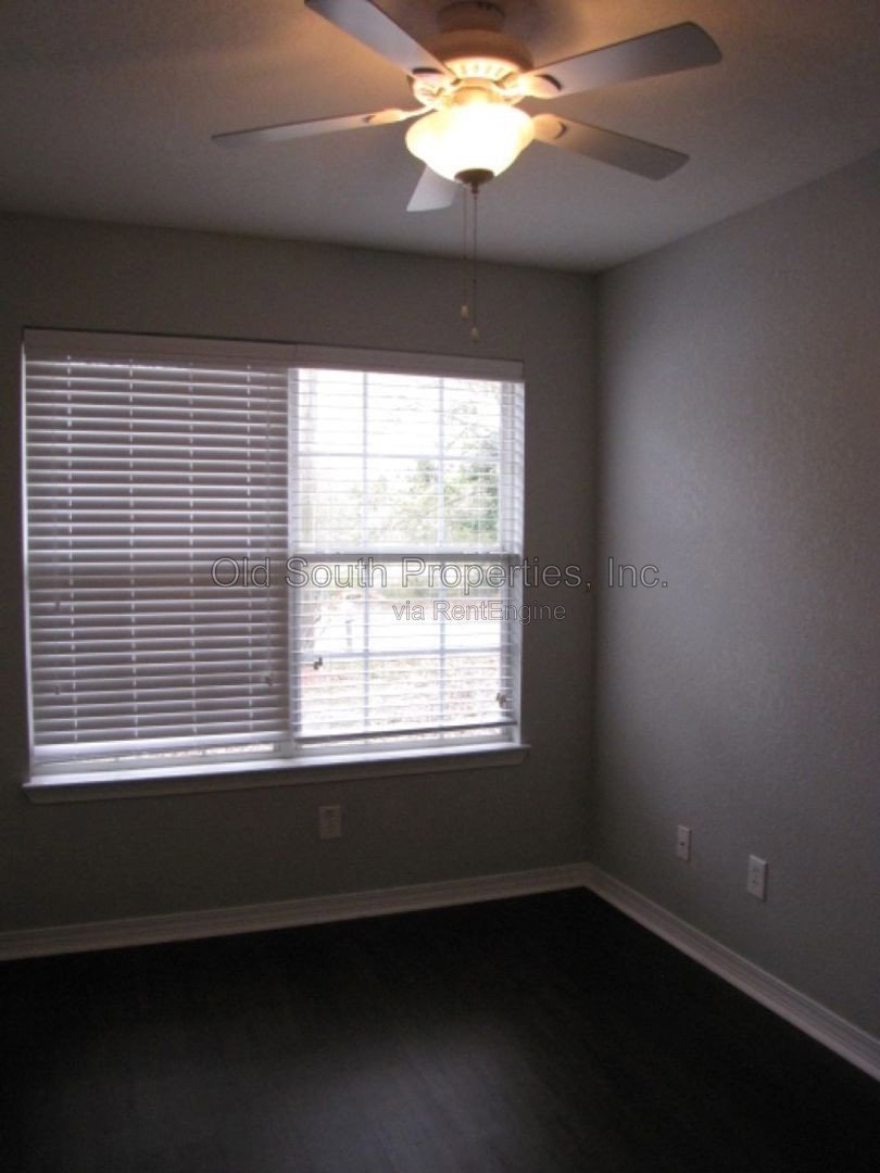 Nice patio home - close to interstate & shopping! property image