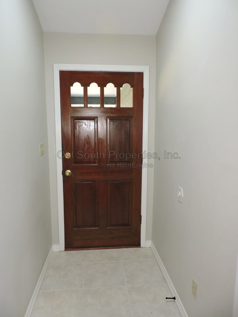 Nice home in Pace area! property image