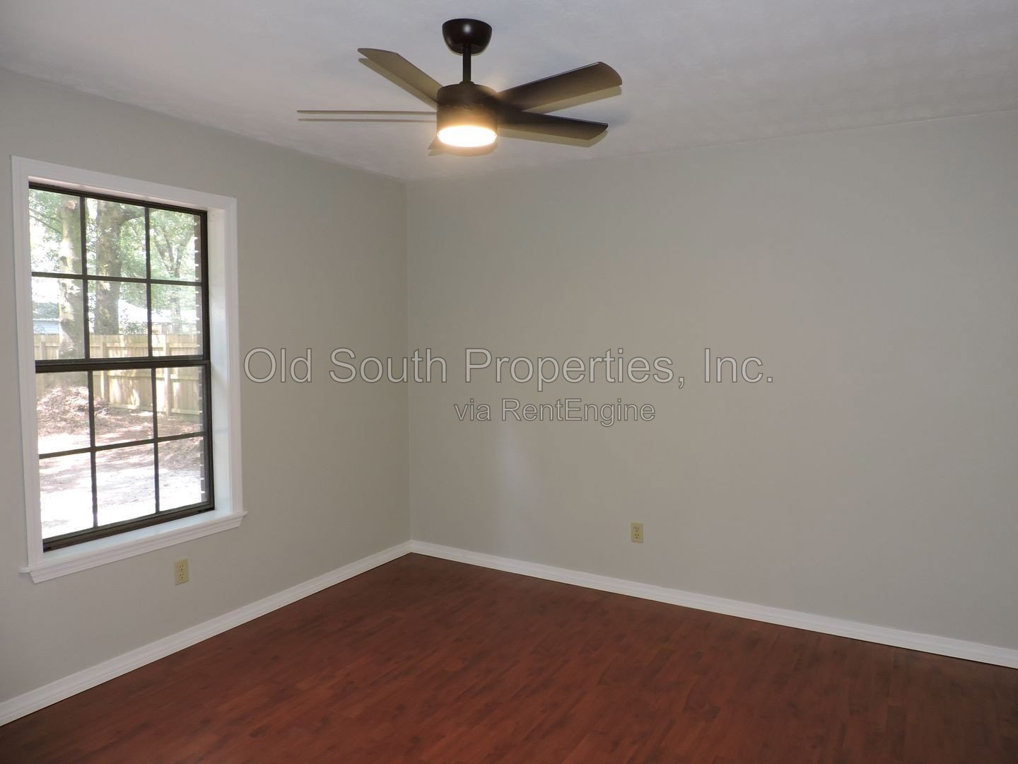 Nice home in Pace area! property image