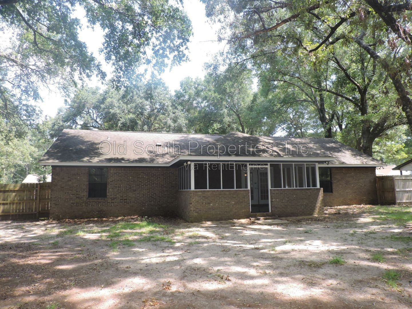 Nice home in Pace area! property image
