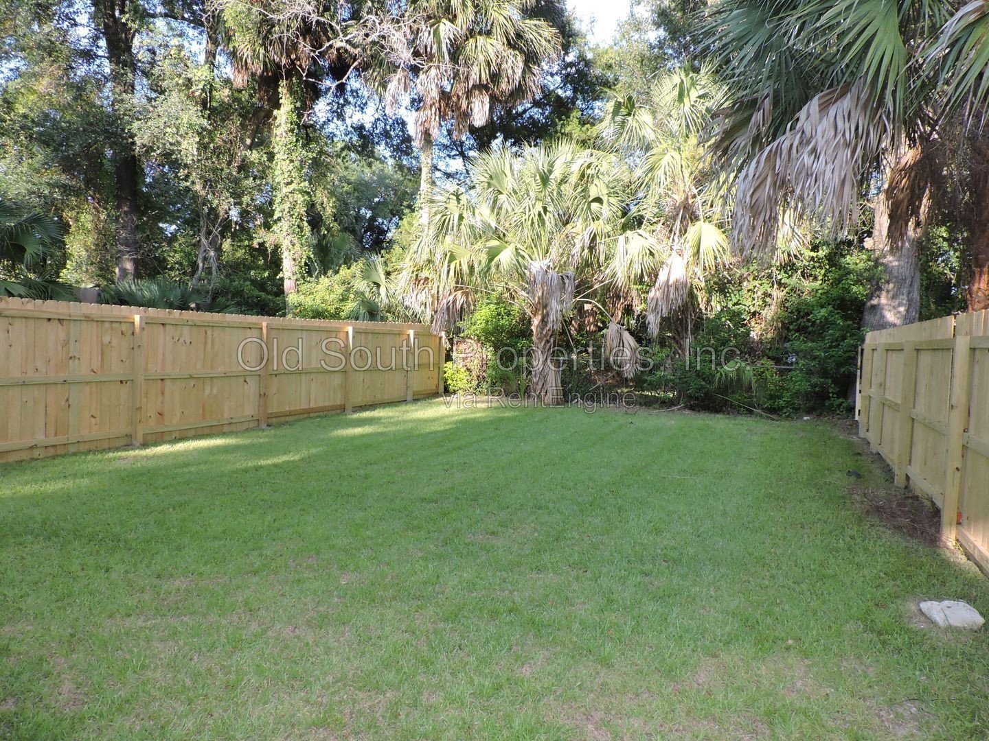 Easy access to shopping, interstate & downtown Pensacola. property image