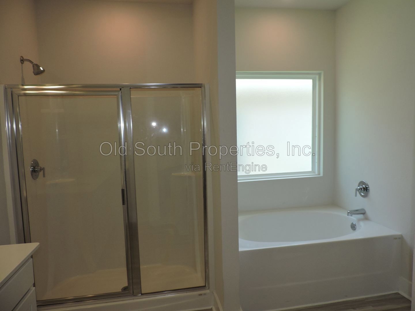 Easy access to interstate & shopping! property image