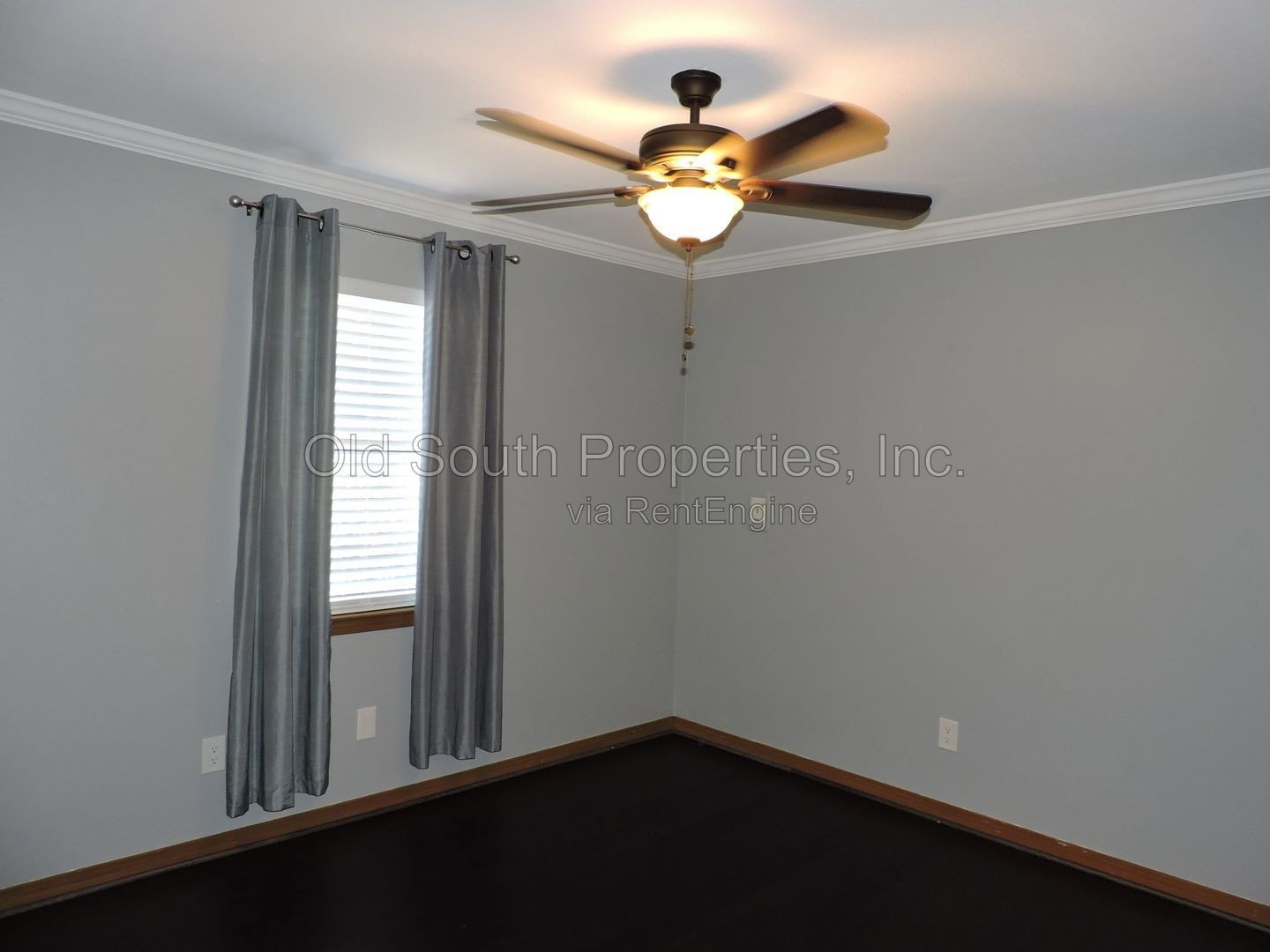 Convenient to schools, shopping & interstate! property image