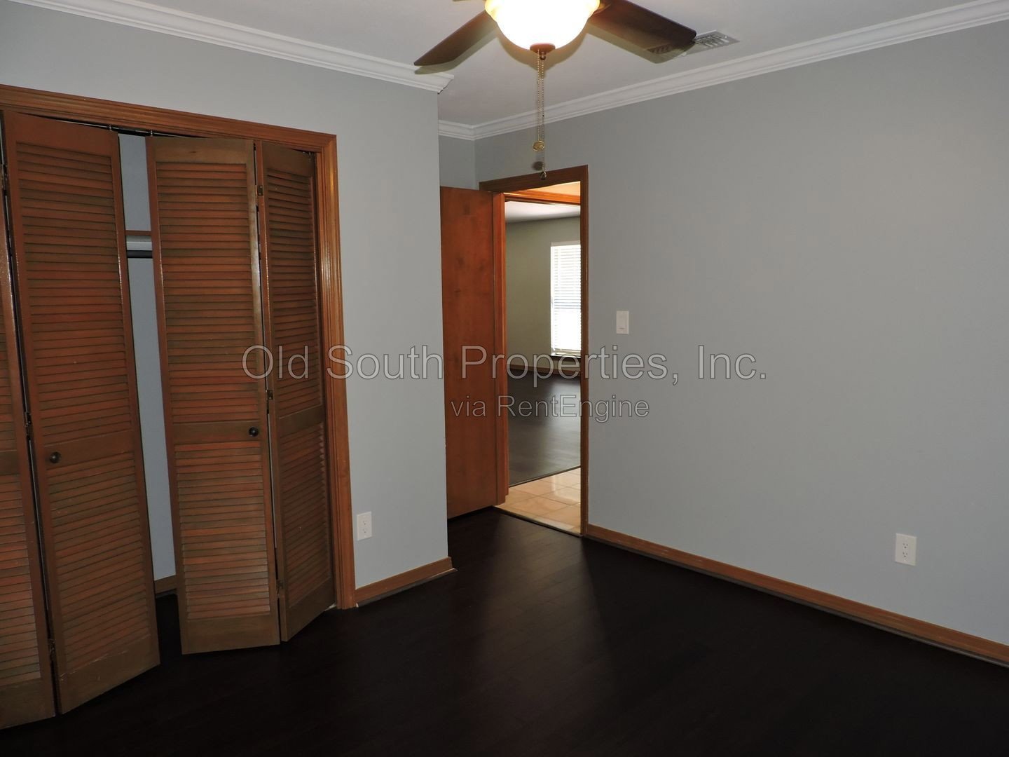 Convenient to schools, shopping & interstate! property image