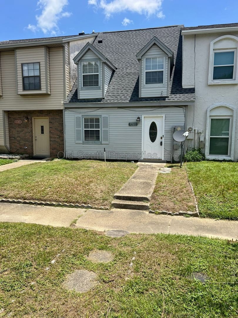 Northeast convenience! property image
