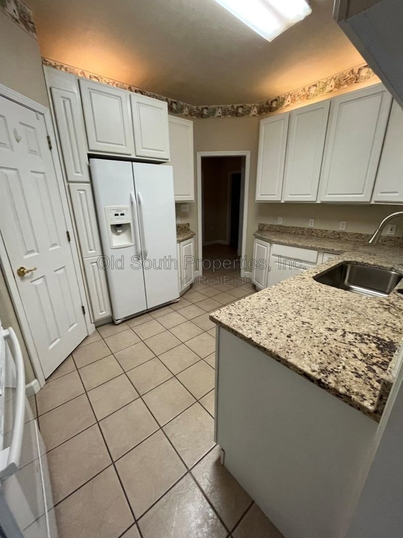 Beautiful Colonial in Boulder Creek subdivision! property image