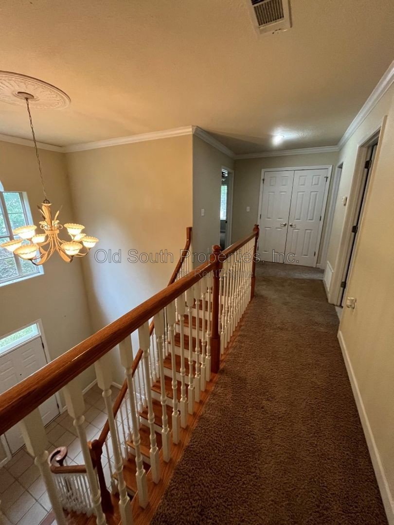 Beautiful Colonial in Boulder Creek subdivision! property image