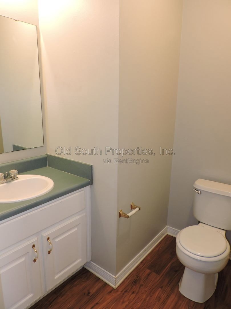 Convenient to NAS and Corry! property image