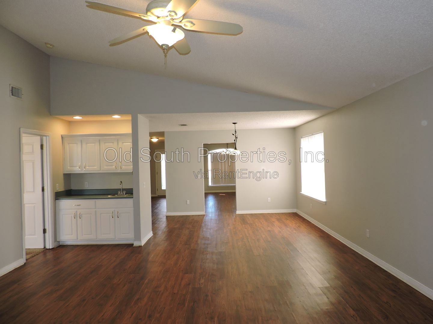 Convenient to NAS and Corry! property image
