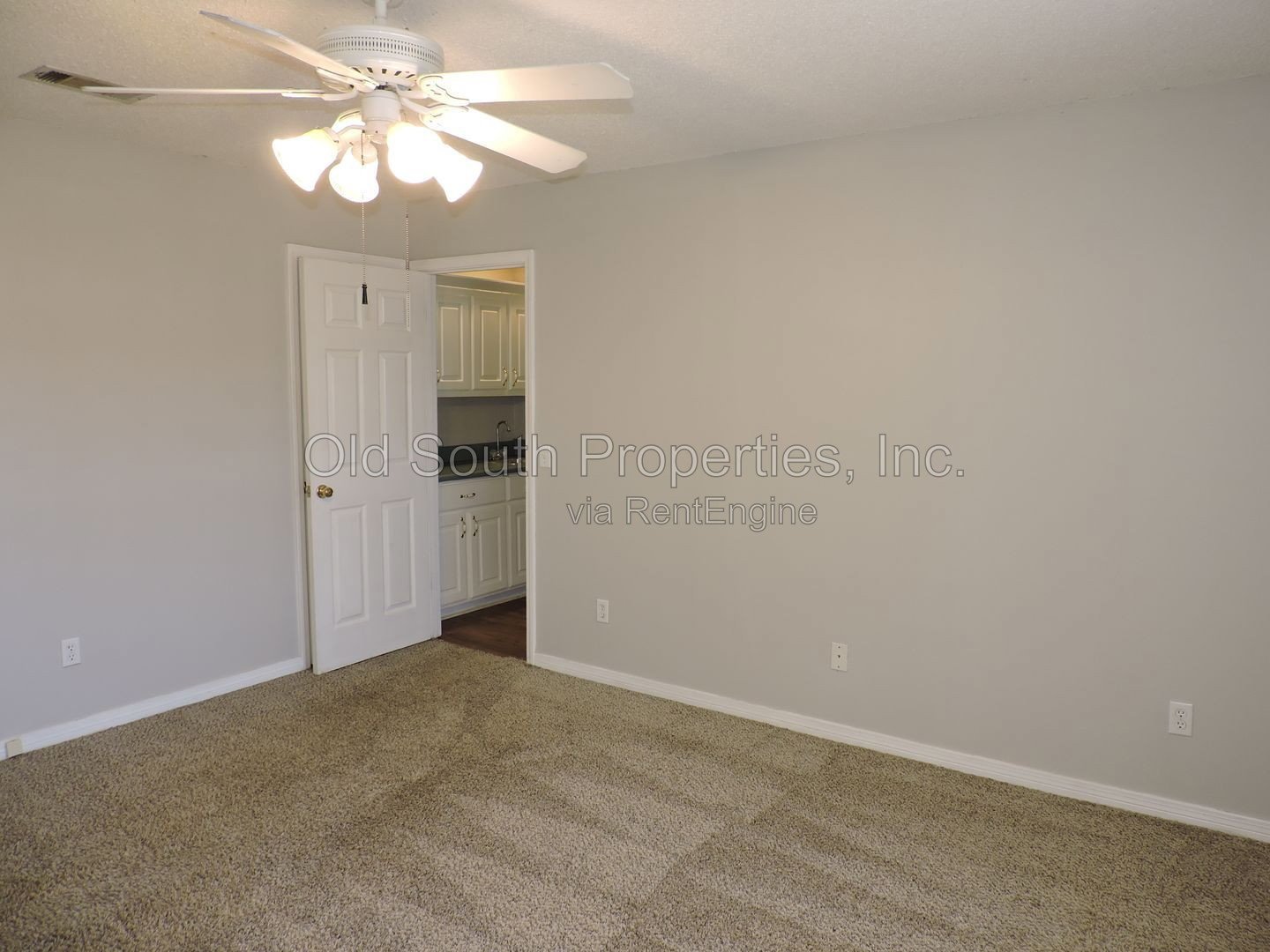 Convenient to NAS and Corry! property image