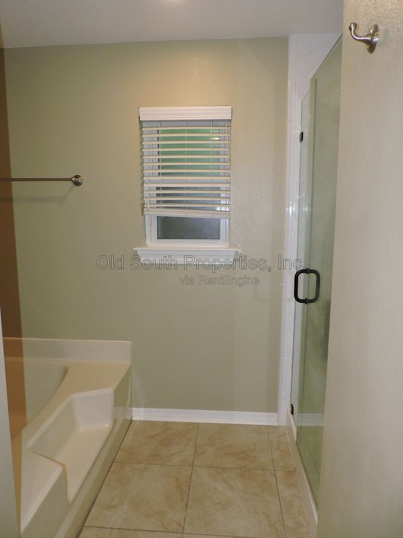 Easy access to bases & Perdido Key! property image