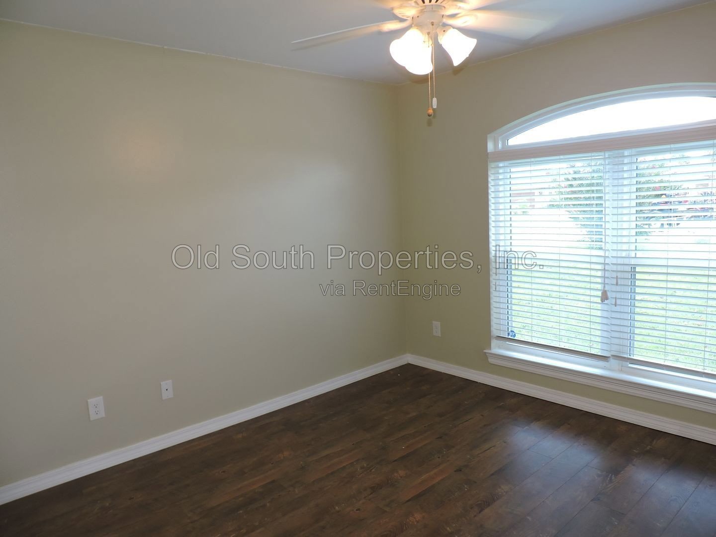 Easy access to bases & Perdido Key! property image