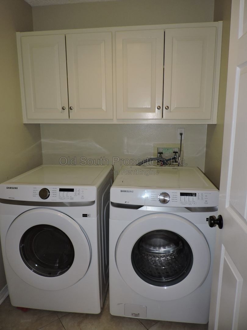 Easy access to bases & Perdido Key! property image