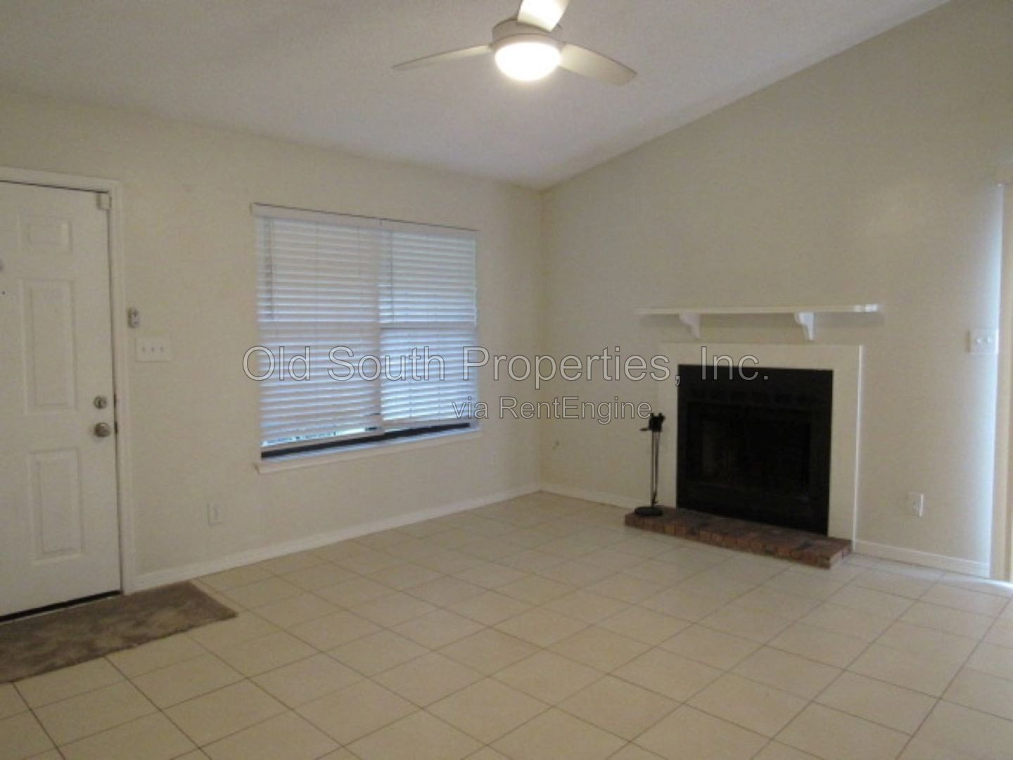 Convenient to Navy Federal & Pine Forest/Nine Mile Road area! property image