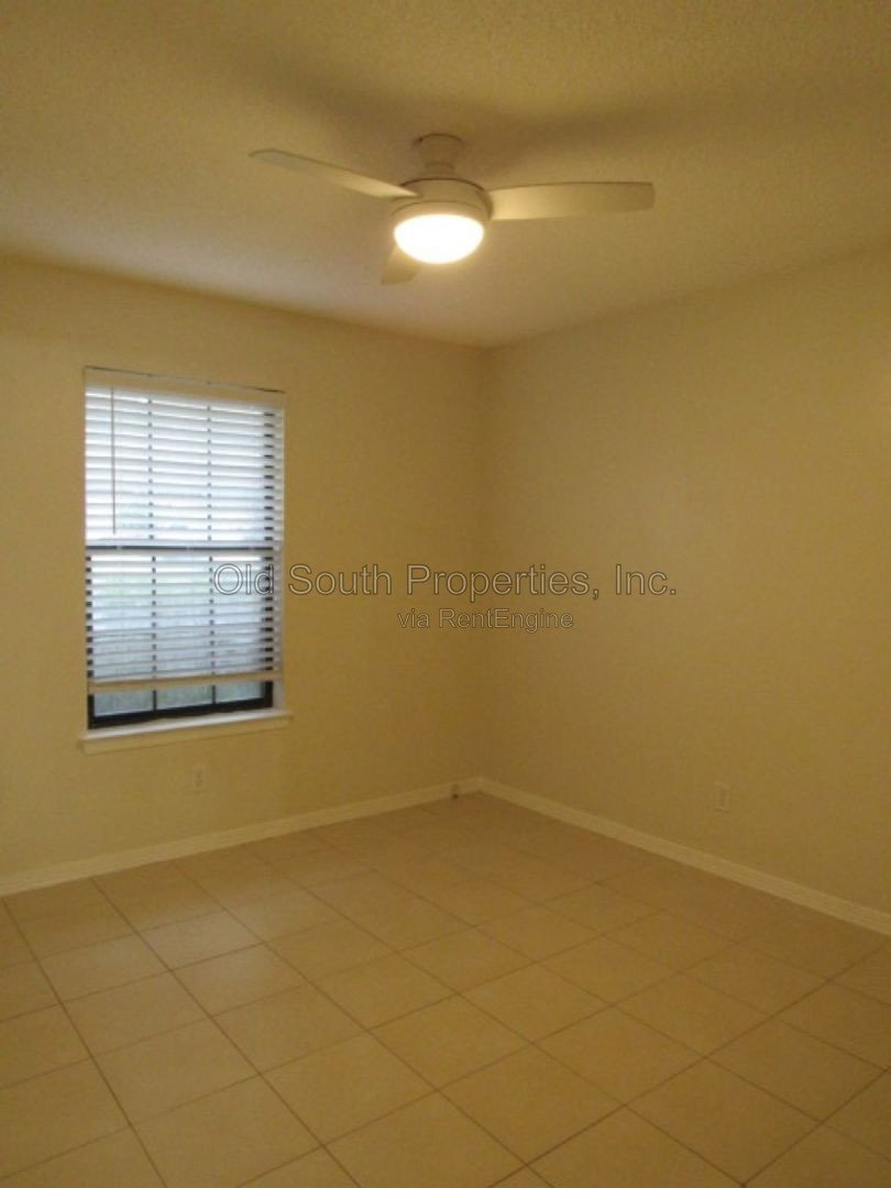 Convenient to Navy Federal & Pine Forest/Nine Mile Road area! property image