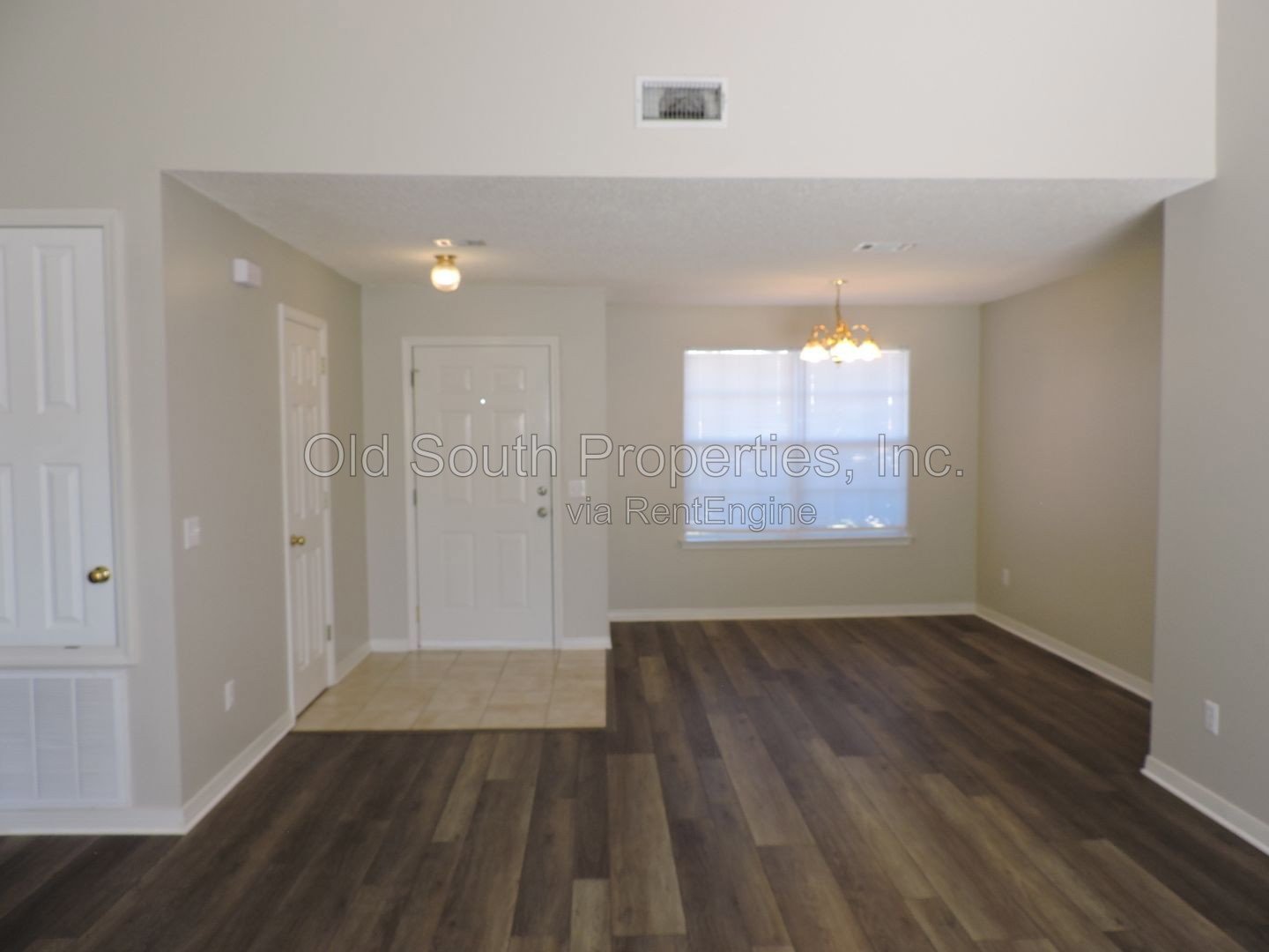Just minutes from back gate of NAS! property image