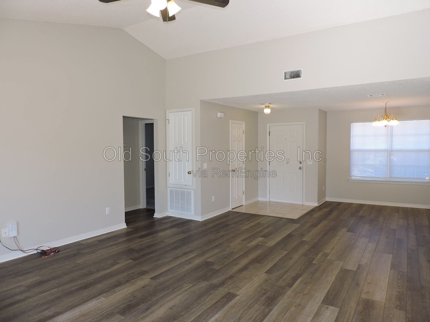 Just minutes from back gate of NAS! property image