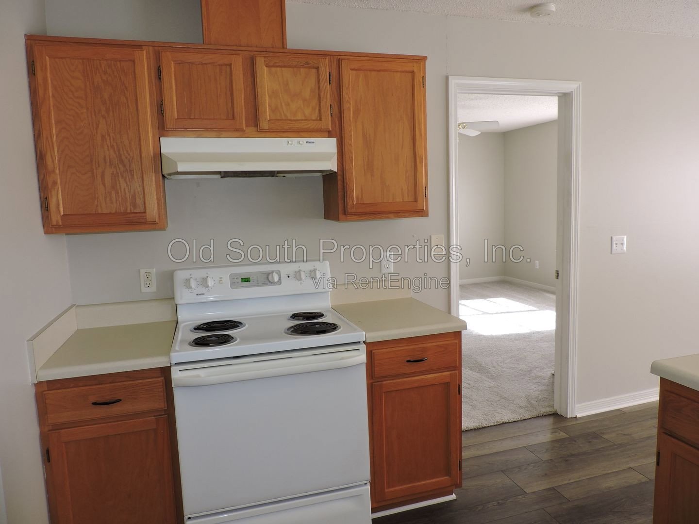 Just minutes from back gate of NAS! property image