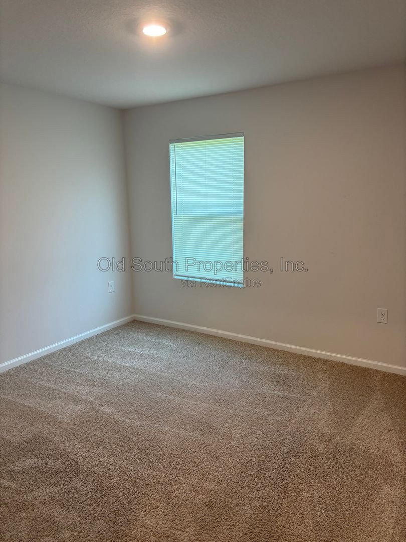 Spacious 5-Bedroom Home in Prime Cantonment Location property image