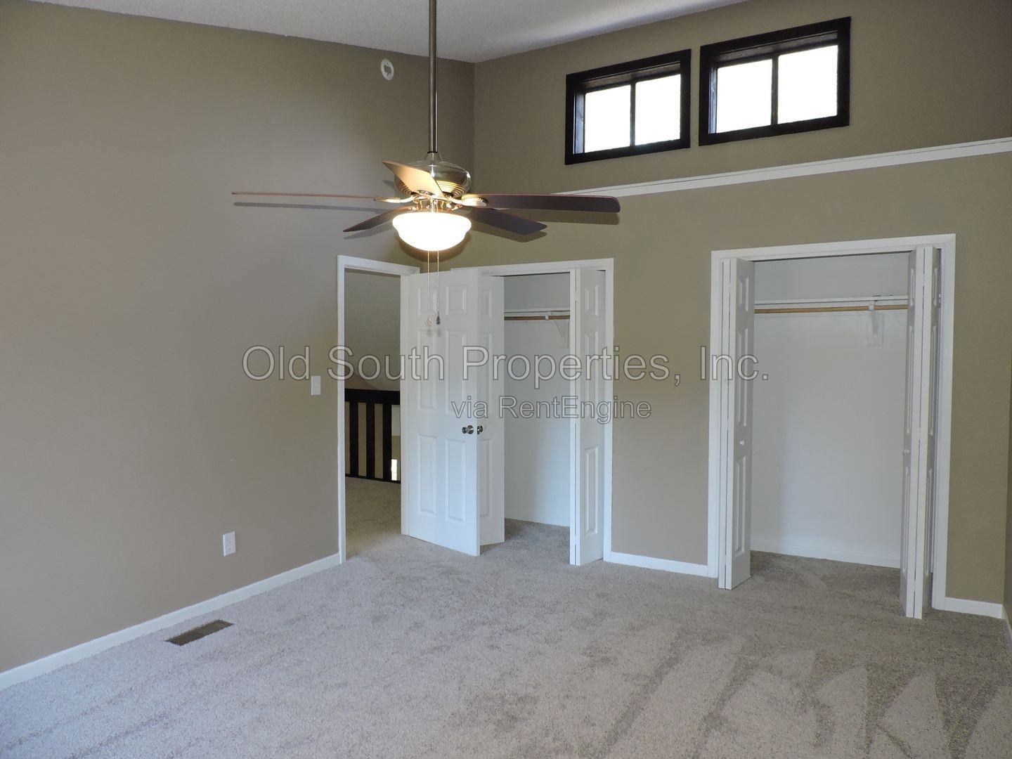 Convenient to I-10, shopping & Navy Federal complex! property image