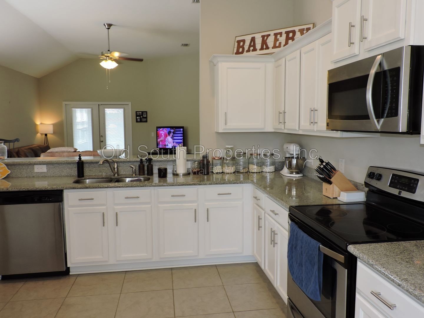 Easy access to Whiting Field & Pensacola! property image