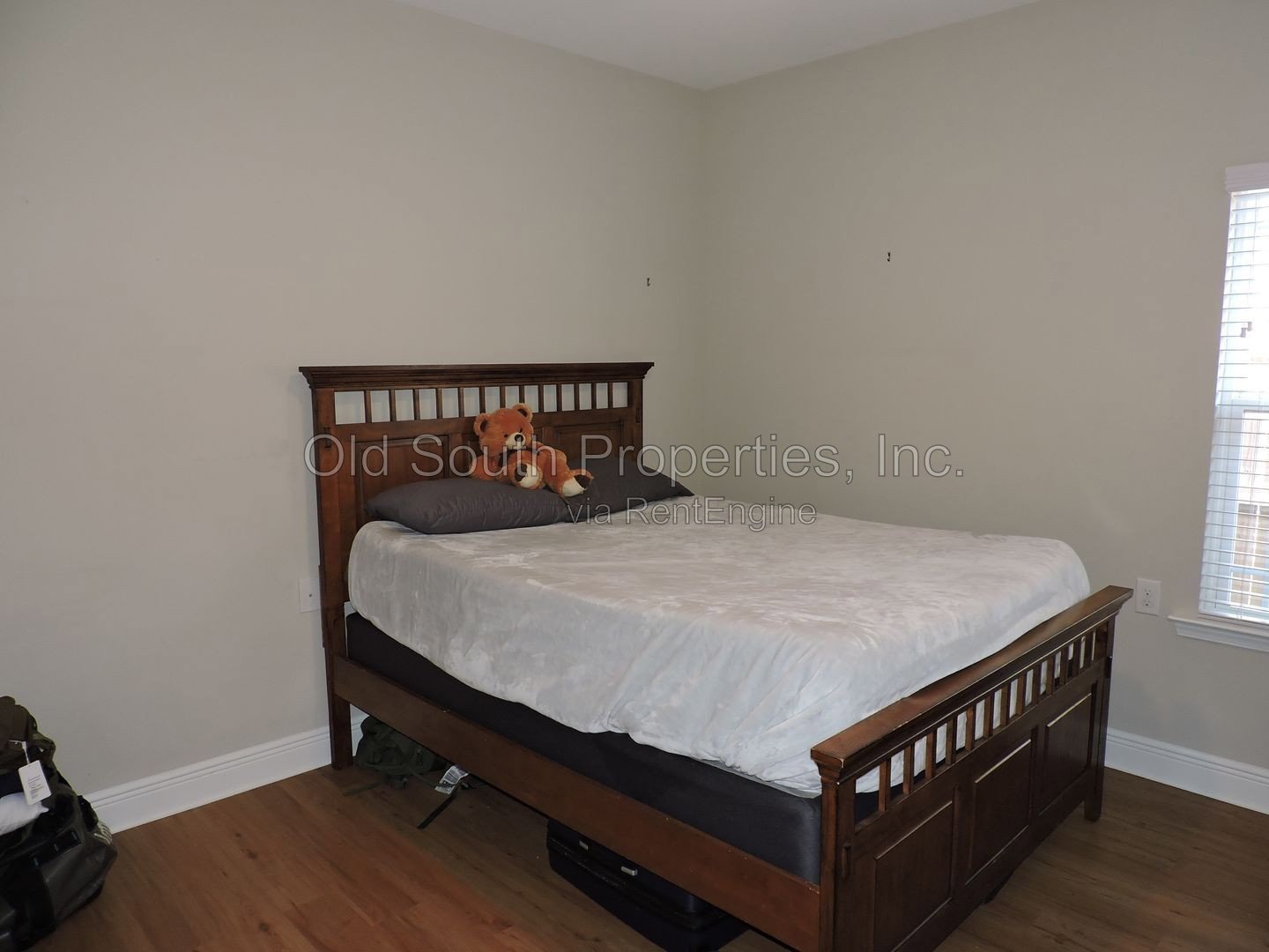 Easy access to Whiting Field & Pensacola! property image