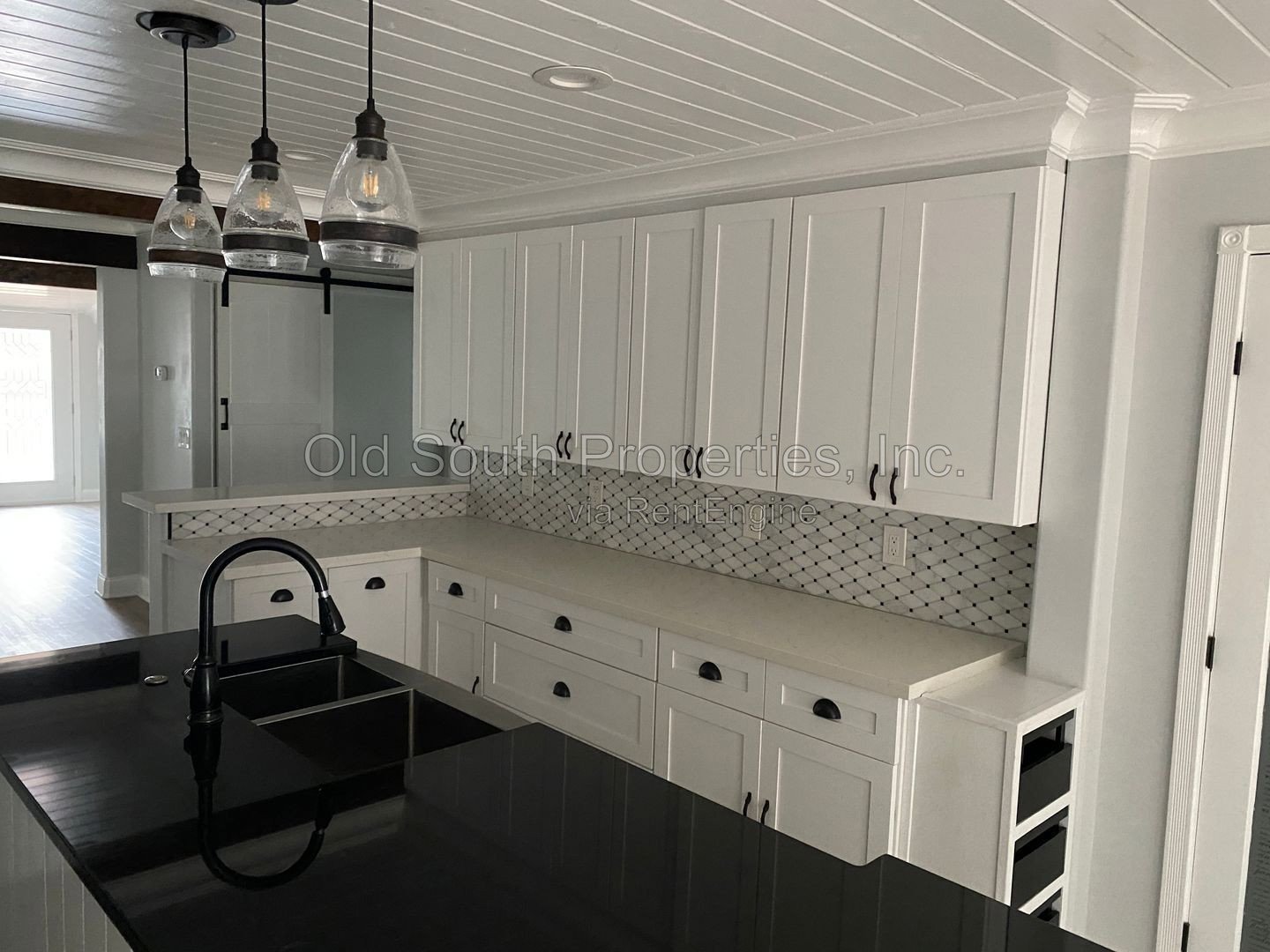 Beautifully renovated home! property image