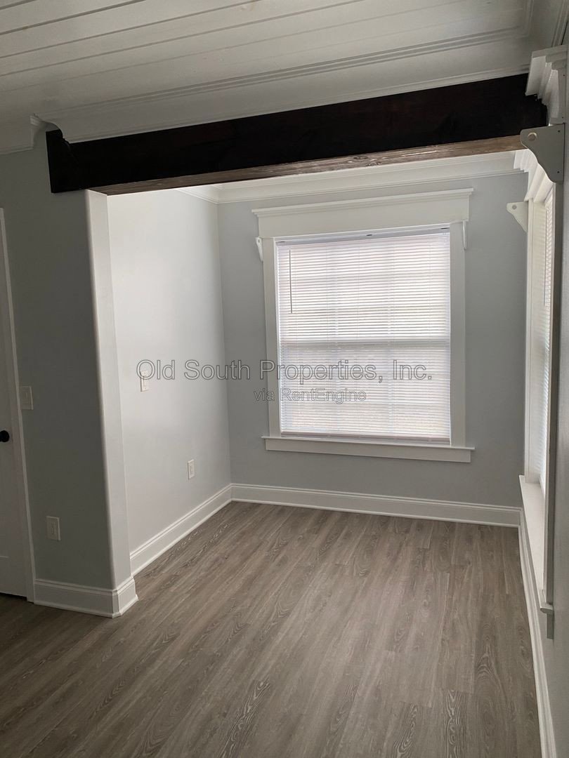 Beautifully renovated home! property image