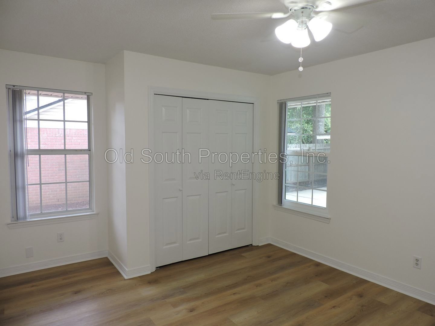 Northeast convenience with a POOL! property image