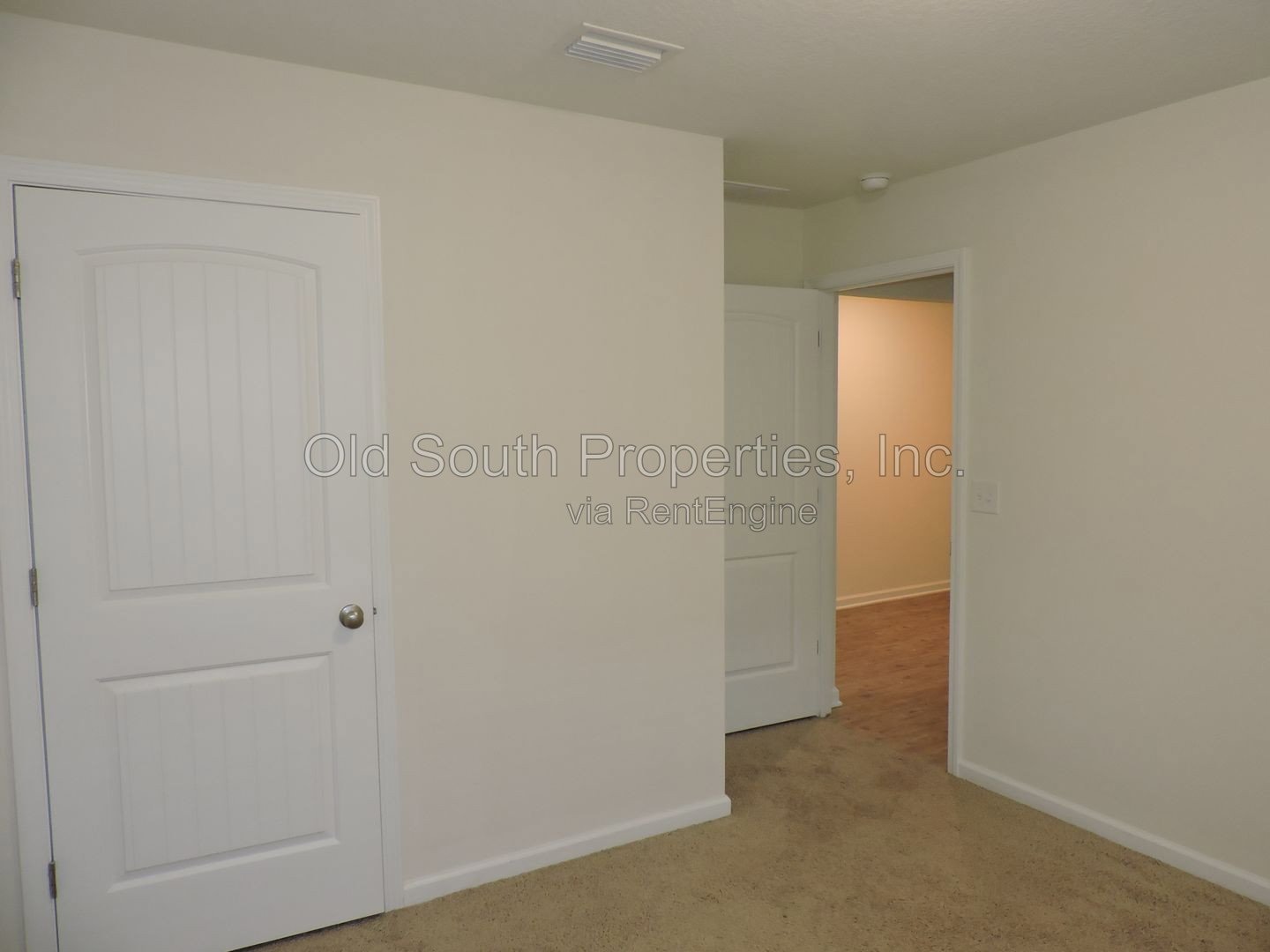 Easy access to shopping, interstate & Navy Federal complex! property image
