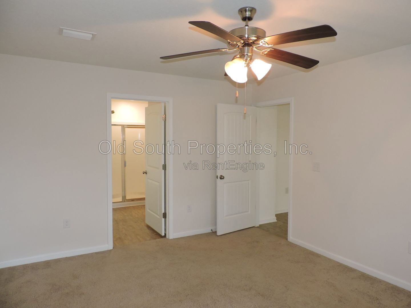 Easy access to shopping, interstate & Navy Federal complex! property image