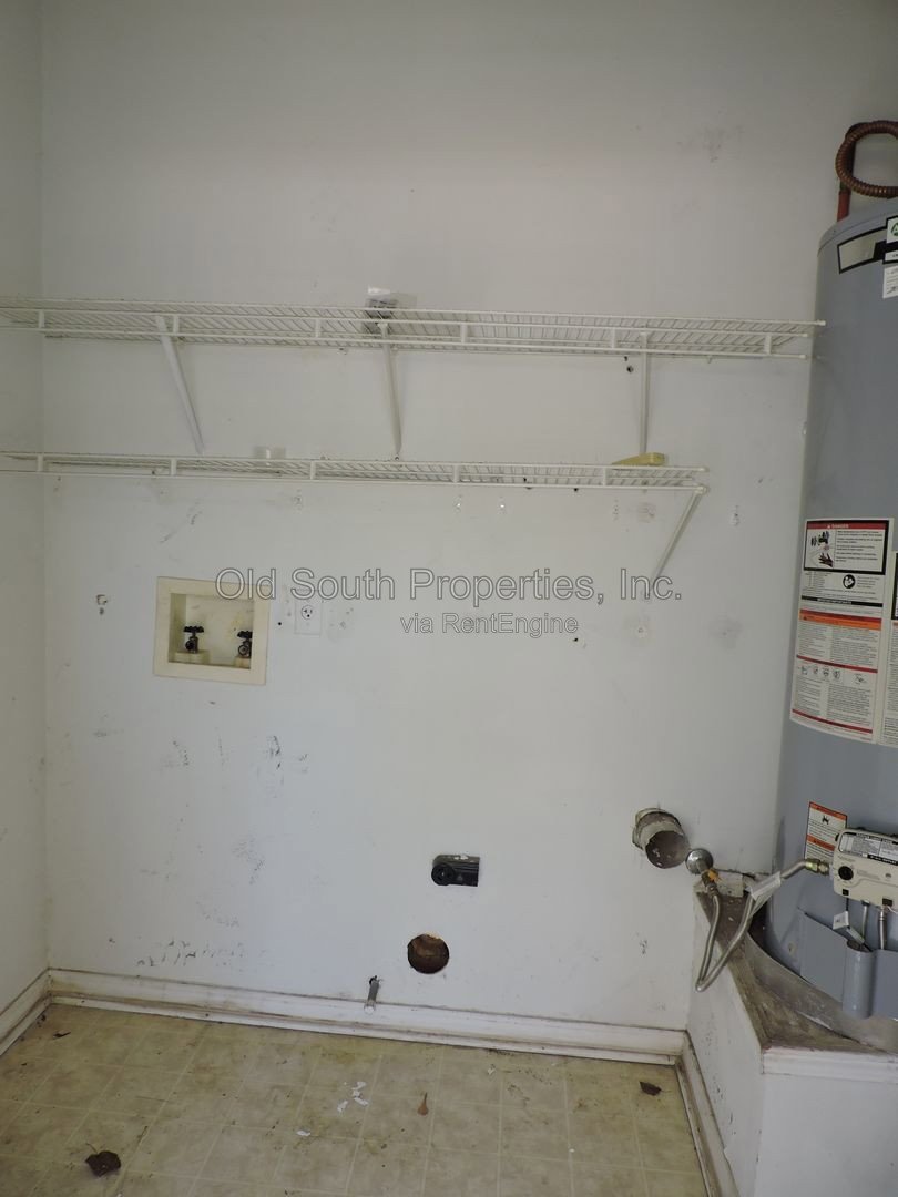 Easy access to shopping, interstate & Navy Federal! property image