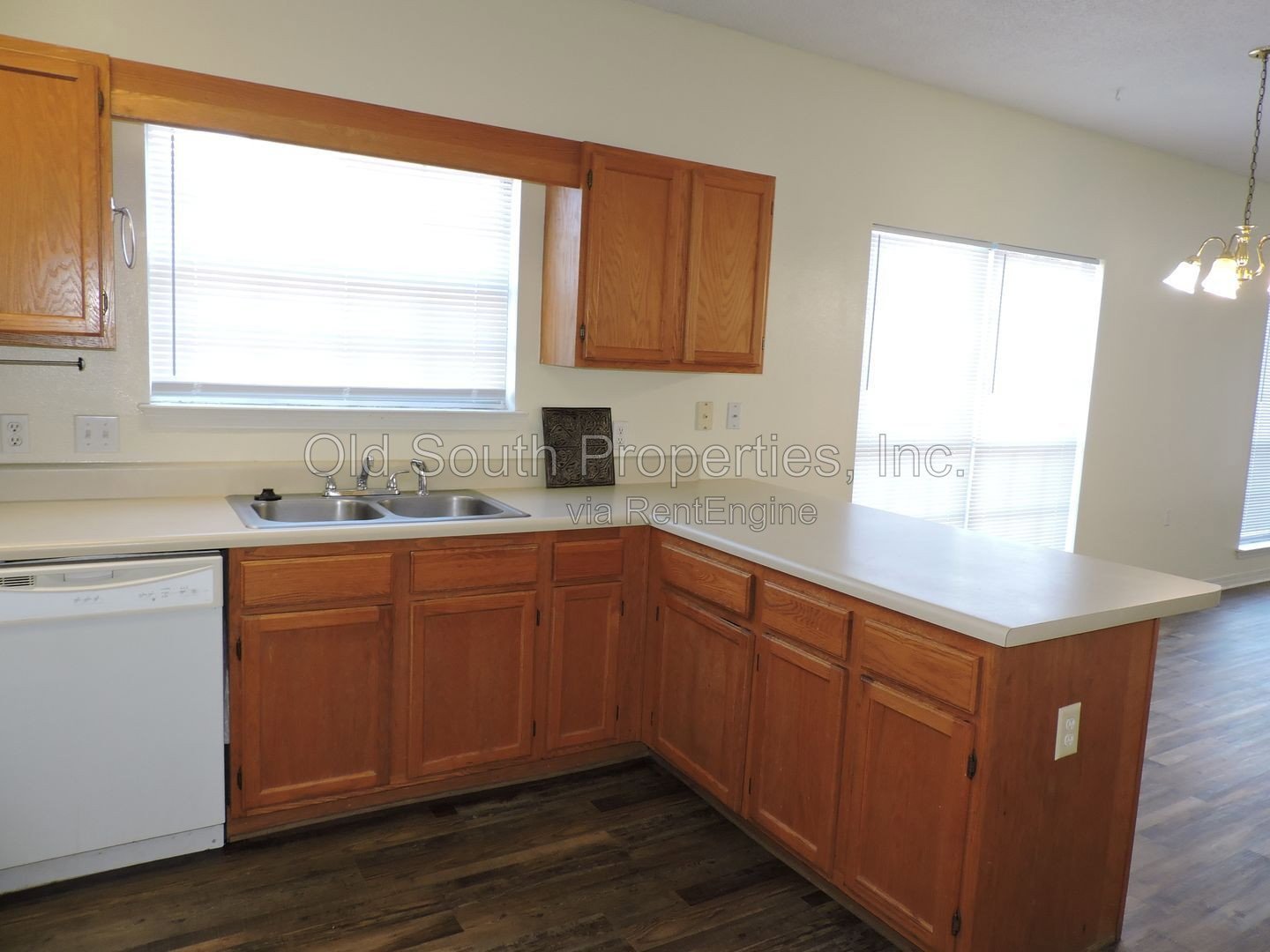 Easy access to shopping, interstate & Navy Federal! property image