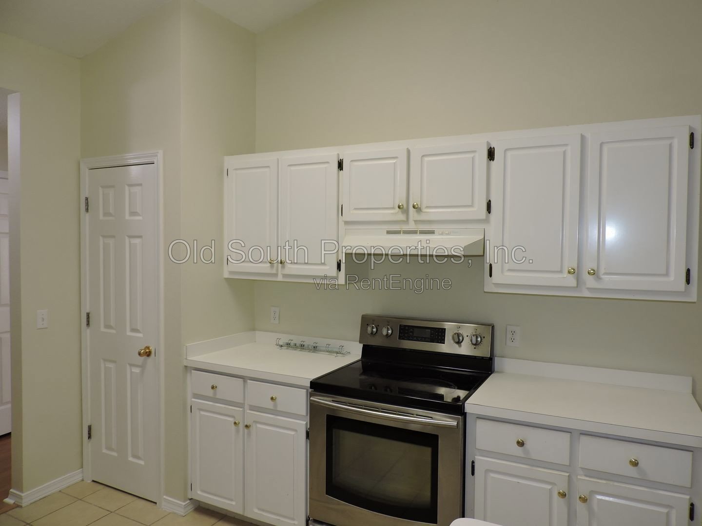 Four bedroom home near Navy Federal Complex! property image