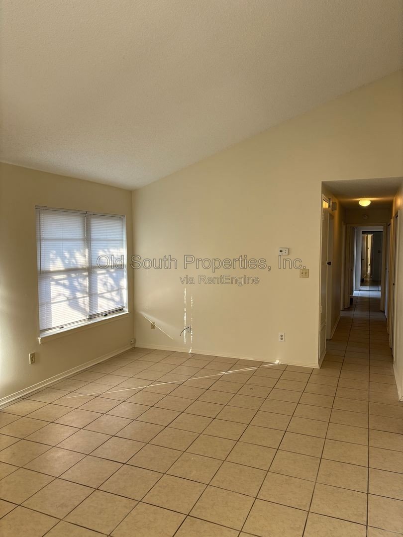 Convenient Northeast location! property image