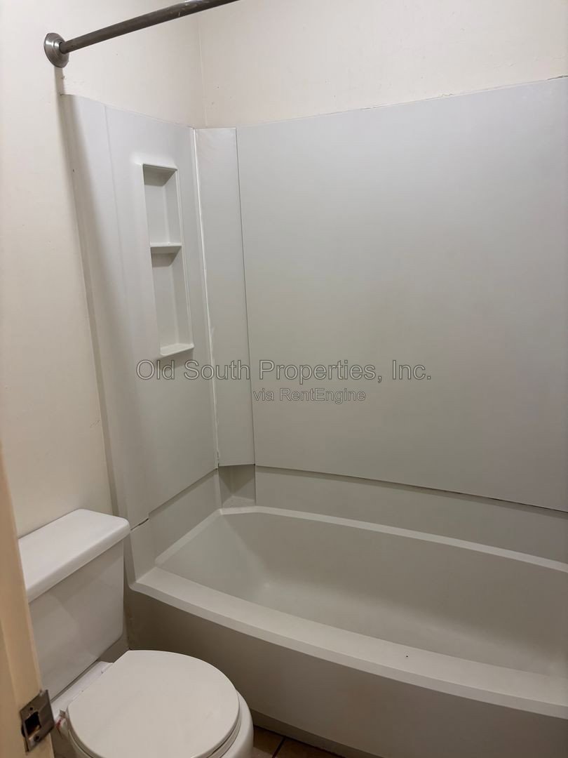 Convenient Northeast location! property image