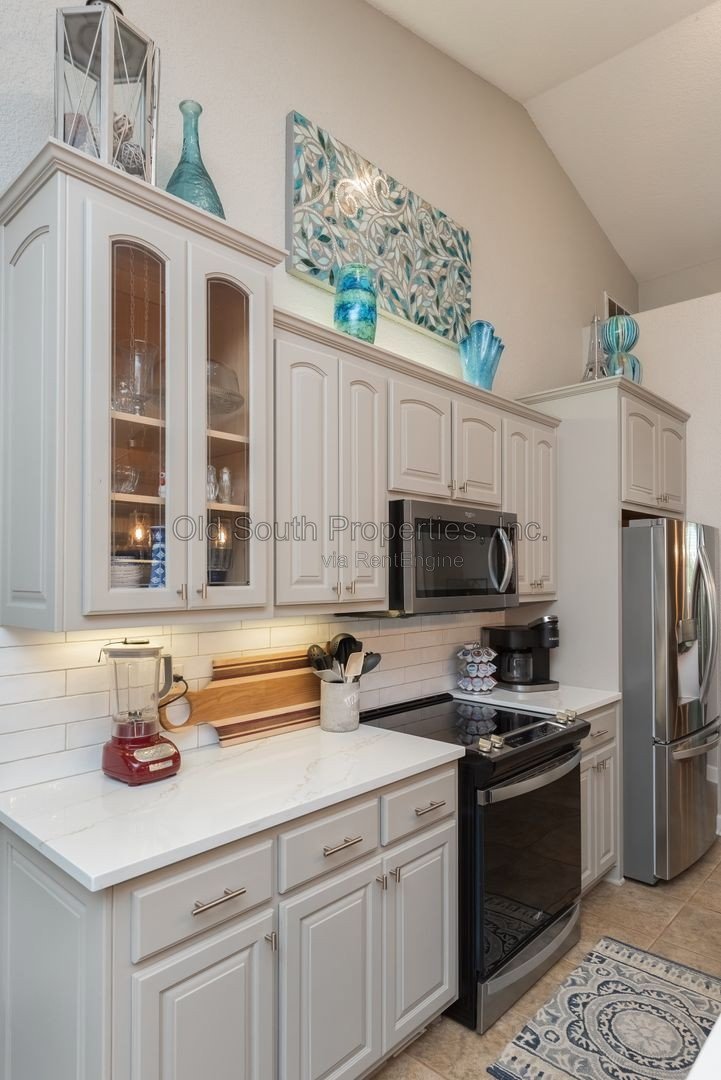Stunning Custom-Built Home with Exceptional Features property image
