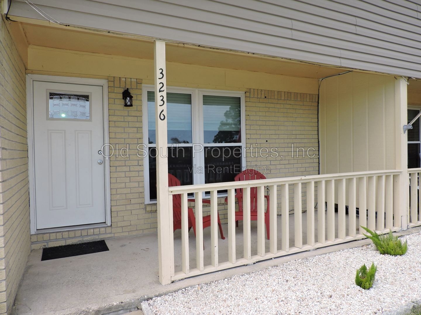 Updated 3 bedroom duplex in Gulf Breeze! property image