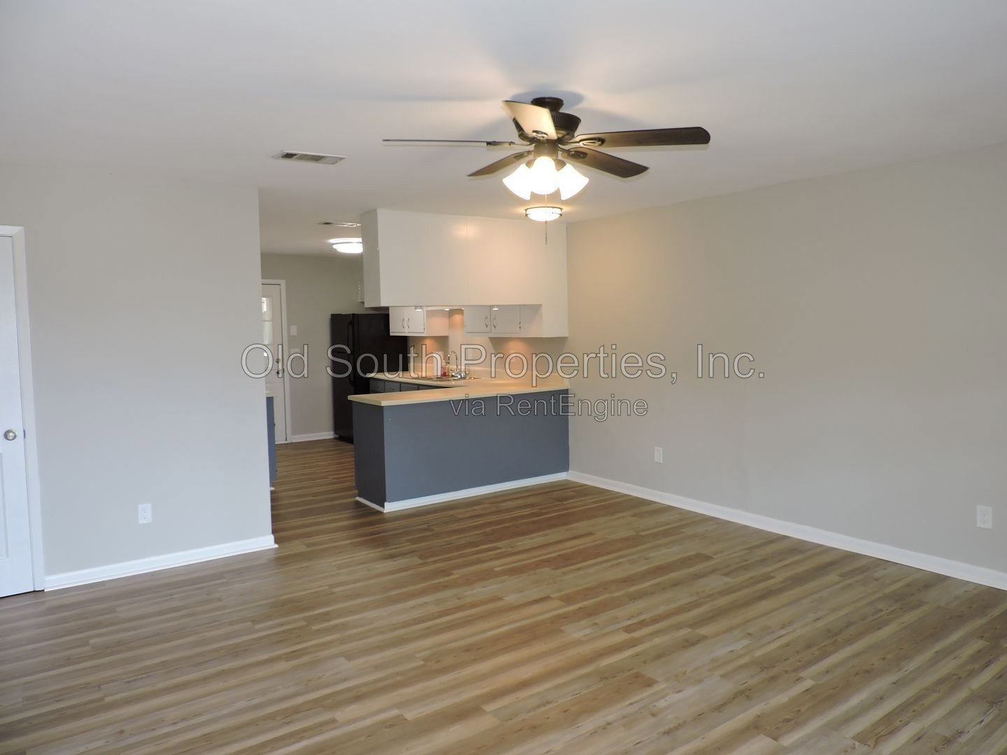 Updated 3 bedroom duplex in Gulf Breeze! property image